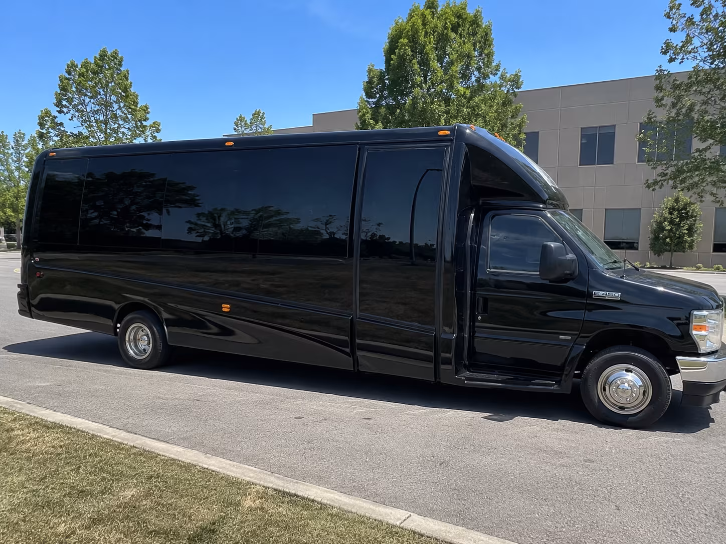 woodbridge area proms party bus rental