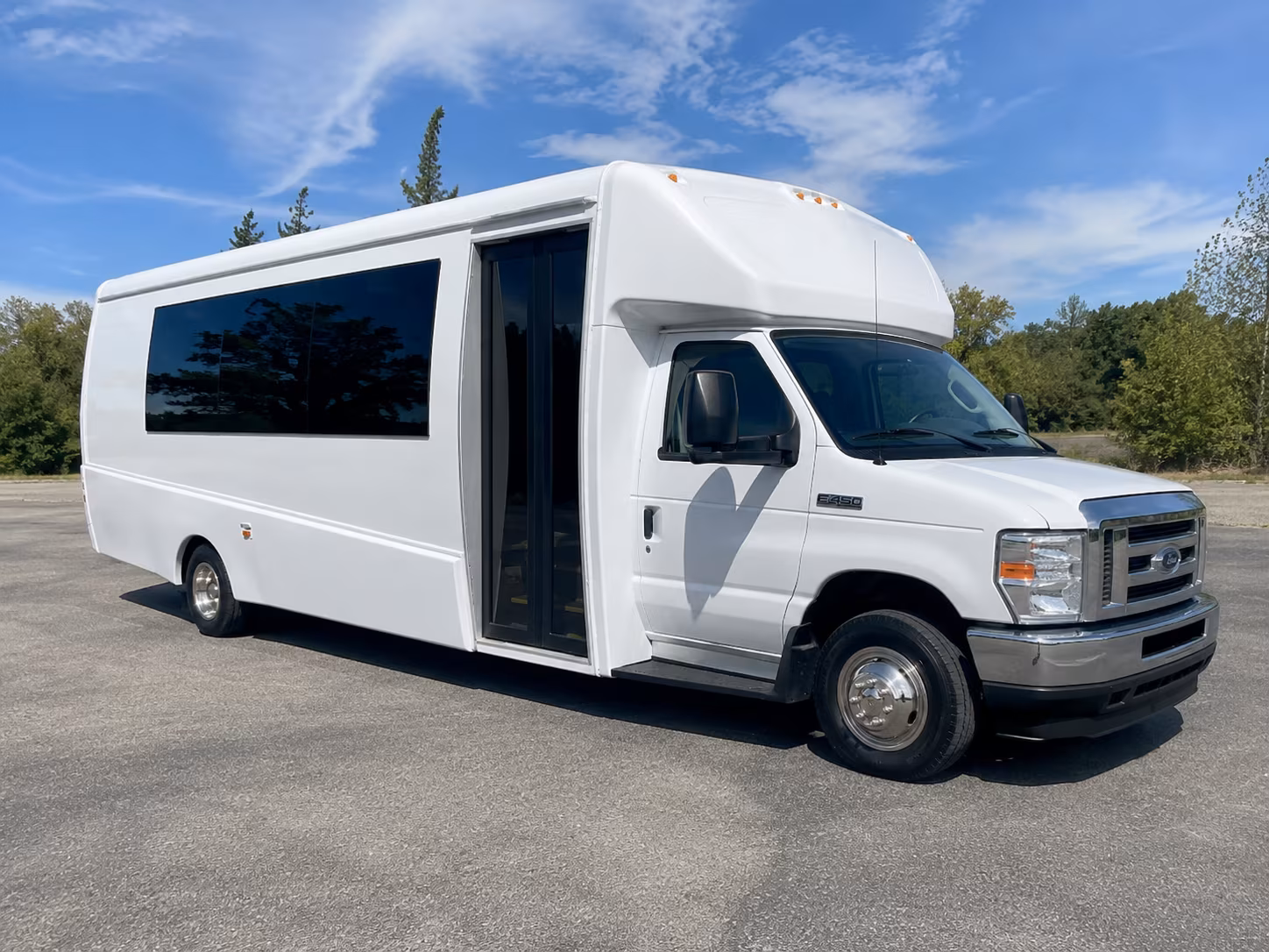 woodbridge concert party bus rental